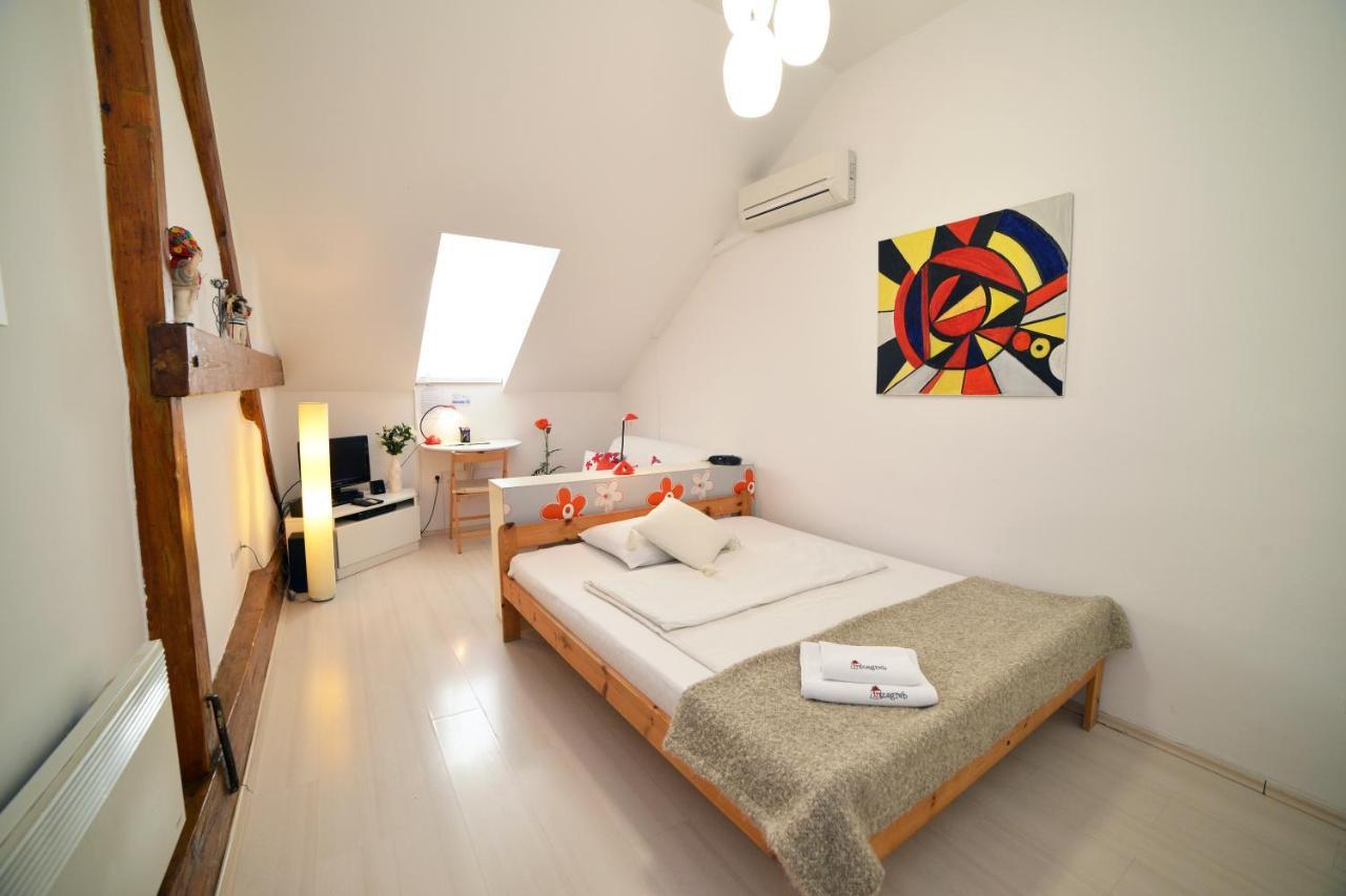 Studio Apartment White Zagreb Eksteriør billede